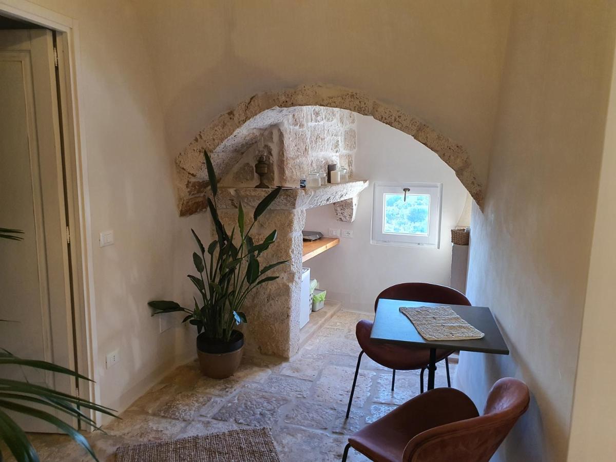 Caterina'S Suites & Apartament 奥斯图尼 外观 照片